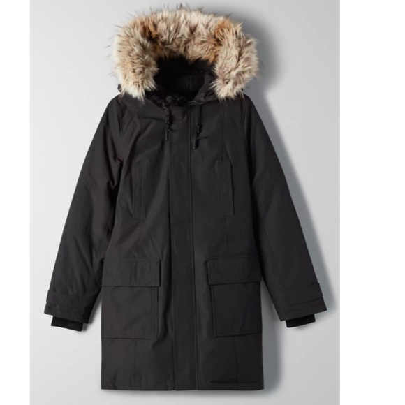 Aritzia Jackets & Blazers - Aritzia Black Ski Parka with Faux Fur Trim